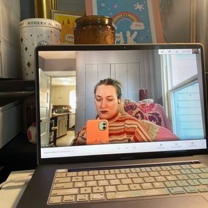 Meet your Posher, Charlotte